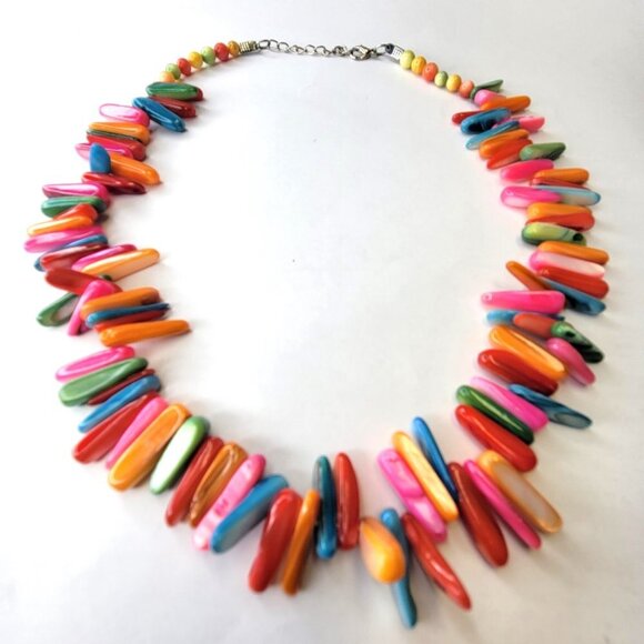 Colourful Shell Chunky Quart Chips Necklace - Picture 2 of 10
